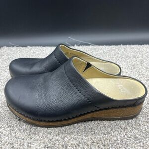 Dansko Mariella Clogs 38 Women’s 7.5 Slip On Comfort Shoes Black Leather Mules